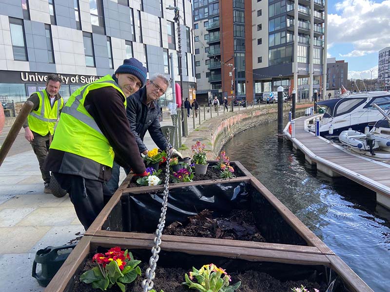 Waterfront Planter Scheme supported by Ipswich Volunteer Groups